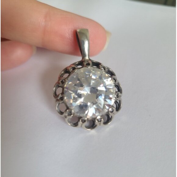 Vintage Antique 925 Sterling Silver Chunky Crystal Circle Pendant - Picture 14 of 16